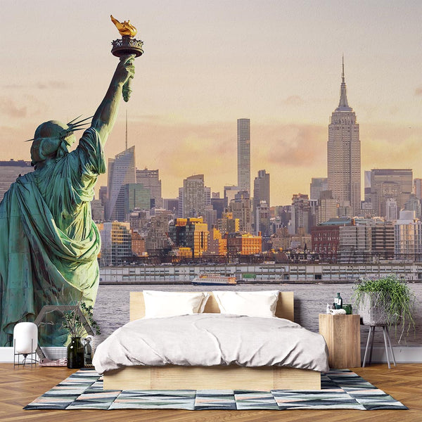 Reflexiones de libertad: un atardecer histórico en Nueva York